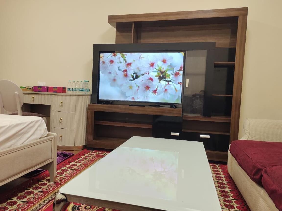 Arnim Suite - 3 Bedrooms Apartment Schardscha Exterior foto