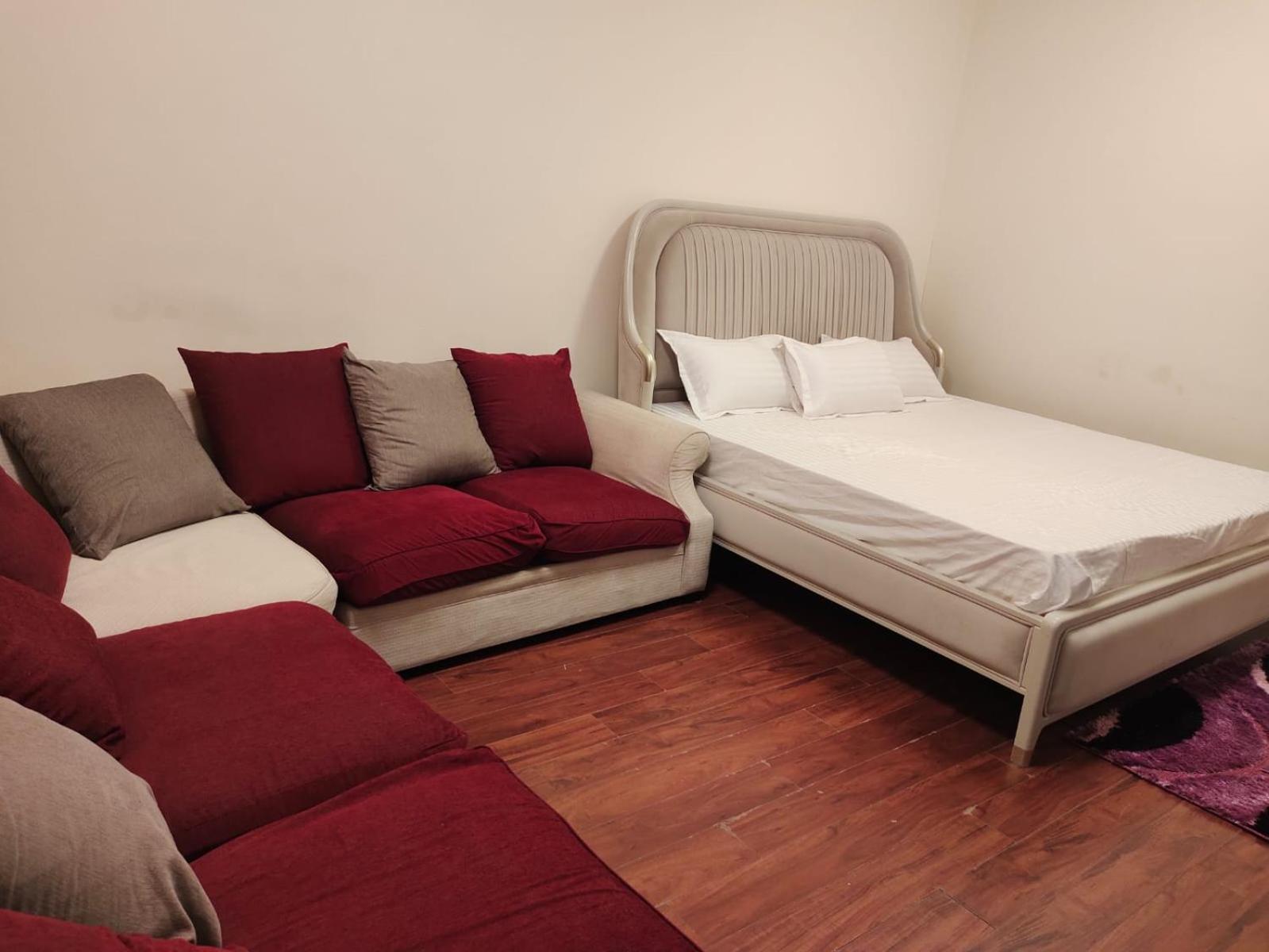 Arnim Suite - 3 Bedrooms Apartment Schardscha Exterior foto