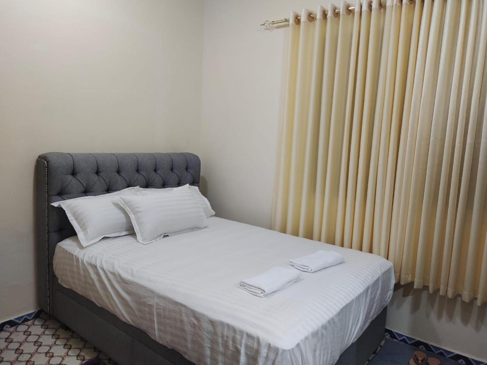 Arnim Suite - 3 Bedrooms Apartment Schardscha Exterior foto